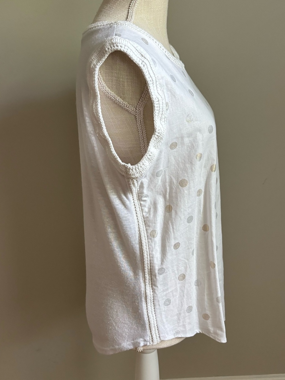 White Polka Dot Sleeveless Tank Top Gold & Silver Dot Accents - Picture 4 of 8